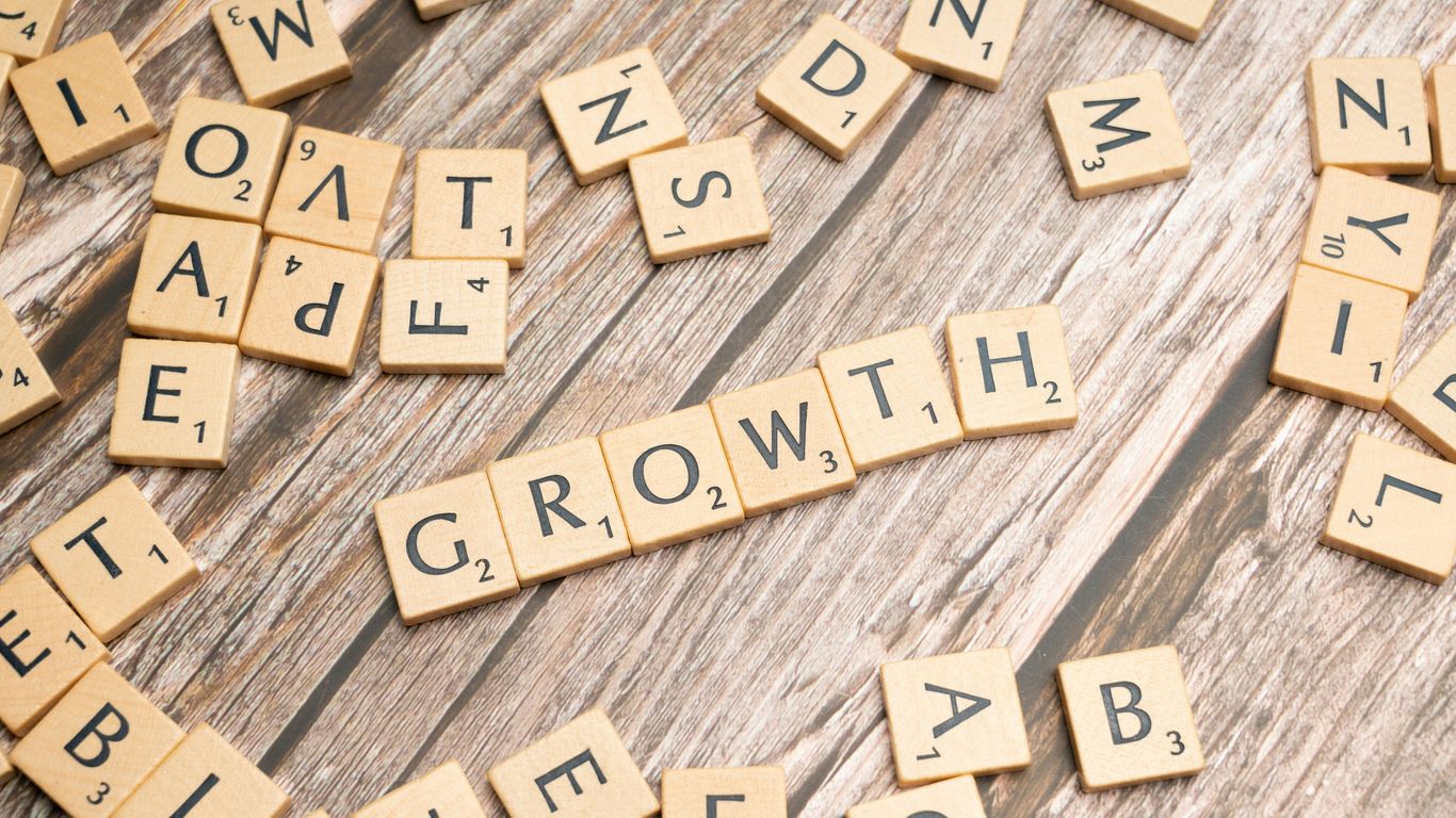 Your Guide: How to Start an Accounting Firm in 2025